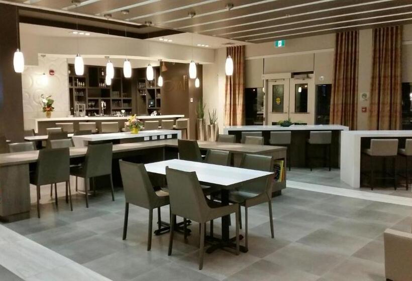 هتل Wingate By Wyndham Dieppe Moncton