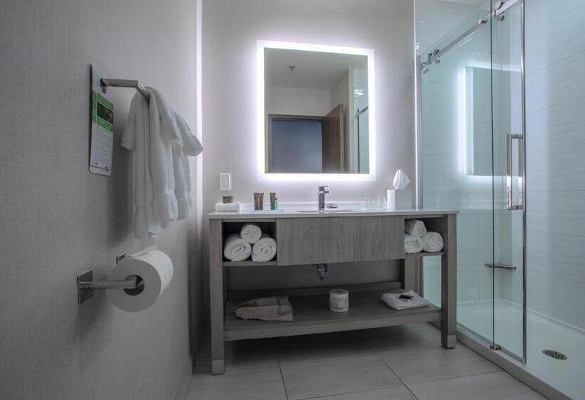 هتل Wingate By Wyndham Dieppe Moncton