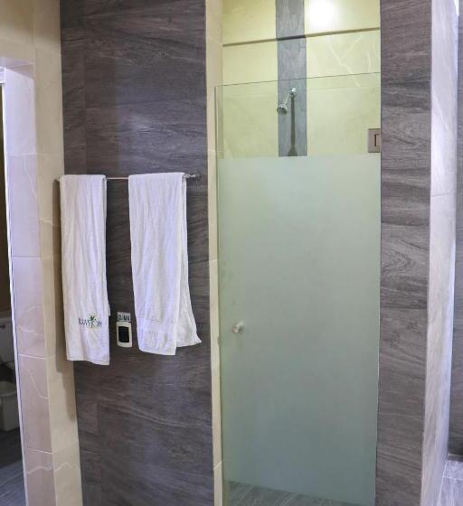 فندق على الطريق Autohotel Ilussion