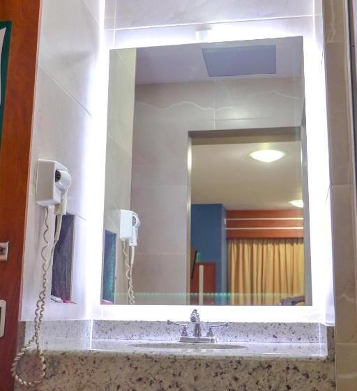 فندق على الطريق Autohotel Ilussion