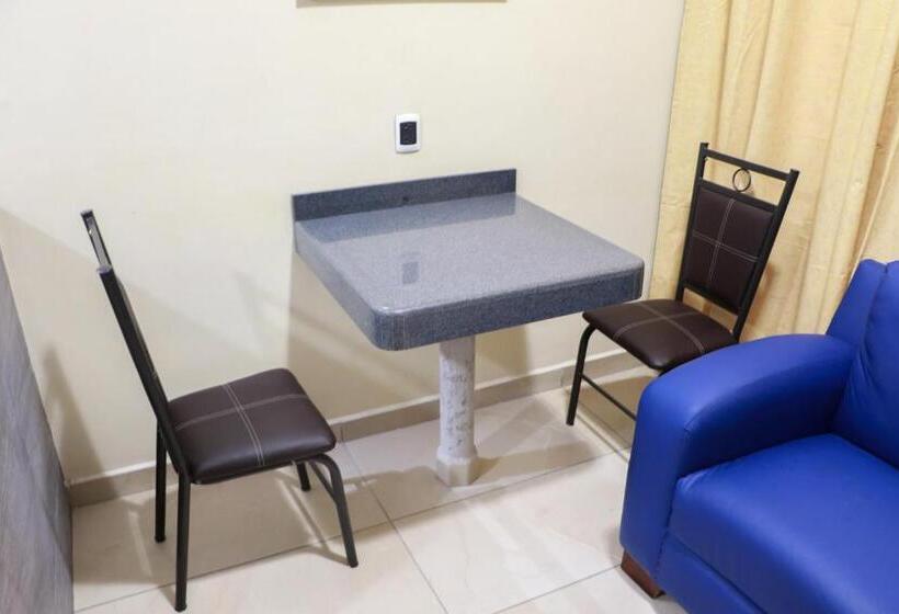 فندق على الطريق Autohotel Ilussion