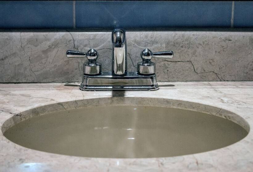 فندق على الطريق Autohotel Ilussion