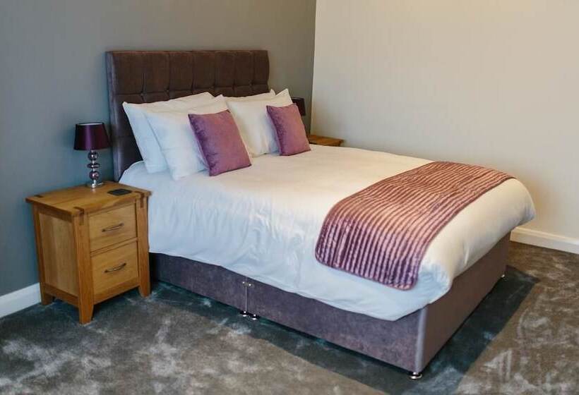 汽车旅馆  Charnock Farm