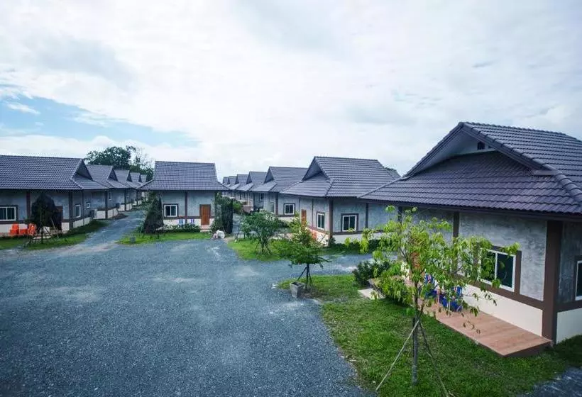 リゾートホテル Mae Faek Villas