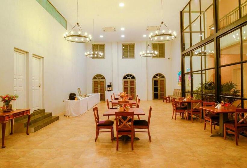 Курорт The Source At Sula