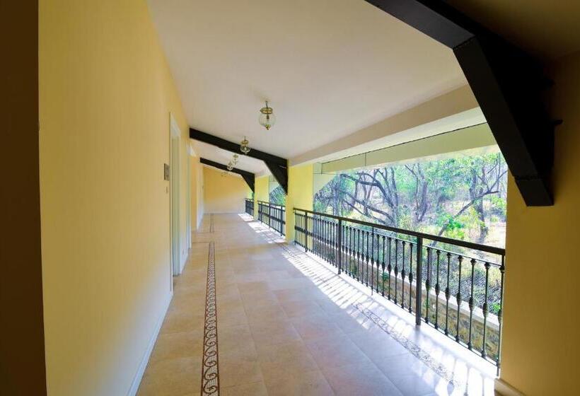 Курорт The Source At Sula