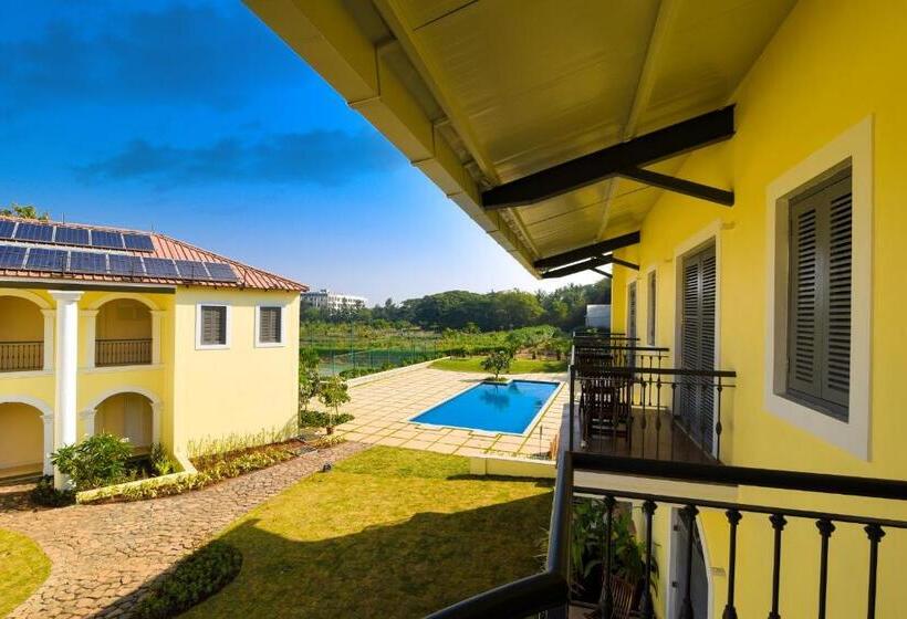 Курорт The Source At Sula