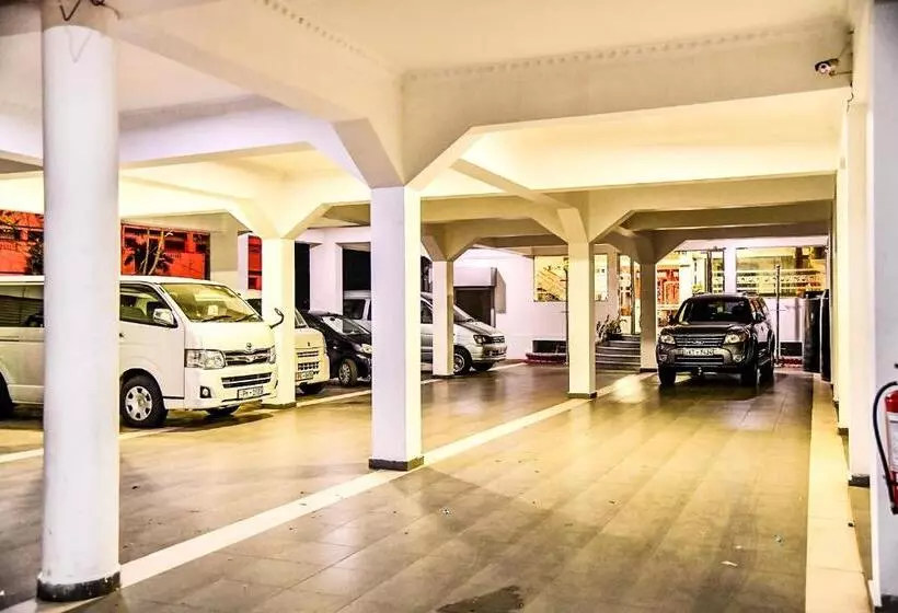 ホテル Sri Krishna Bhavan