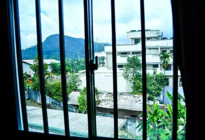 ホテル Sri Krishna Bhavan