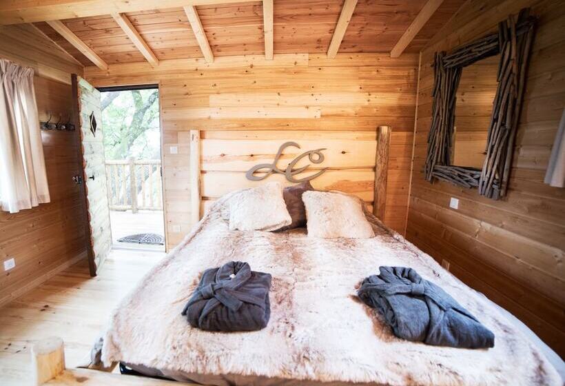 ベッドアンドブレックファースト Cabane   Loges De Carlat