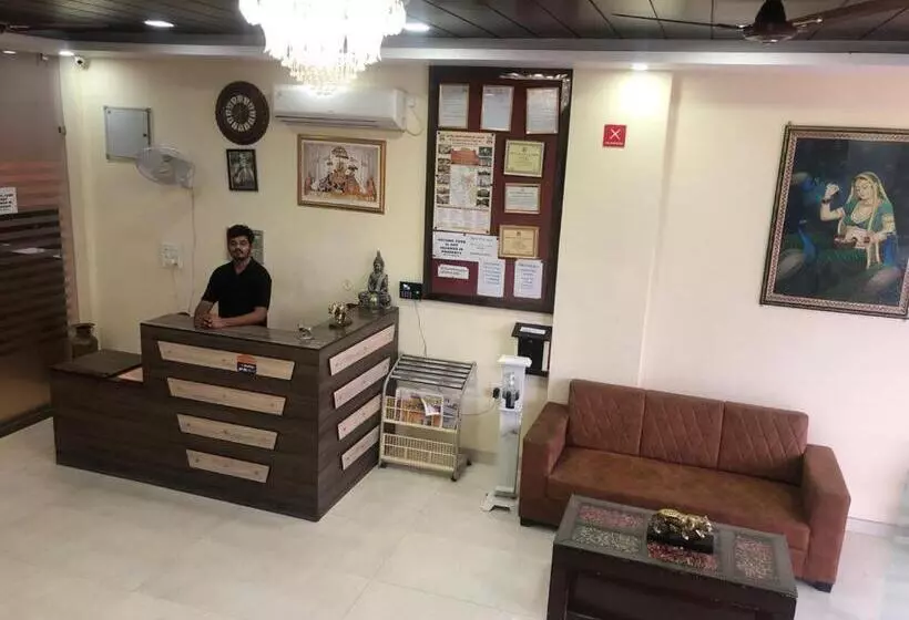ホテル Shiv Palace