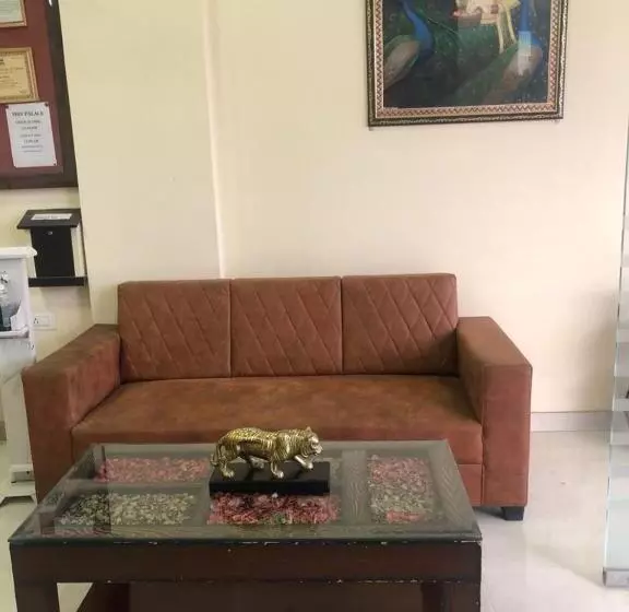 ホテル Shiv Palace