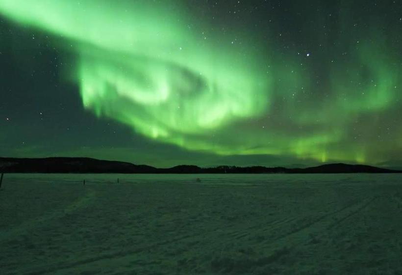 Курорт Aurora Sky Village