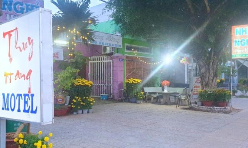 Thuy Hang Motel