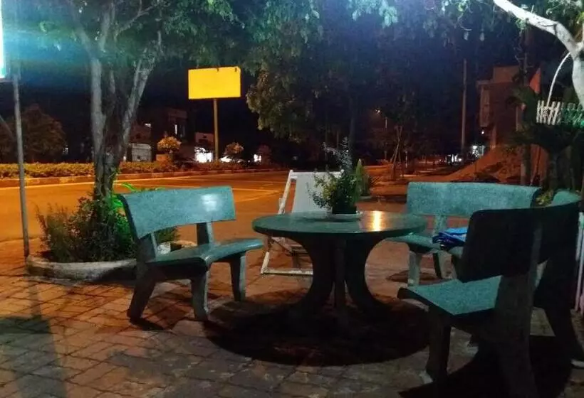Thuy Hang Motel