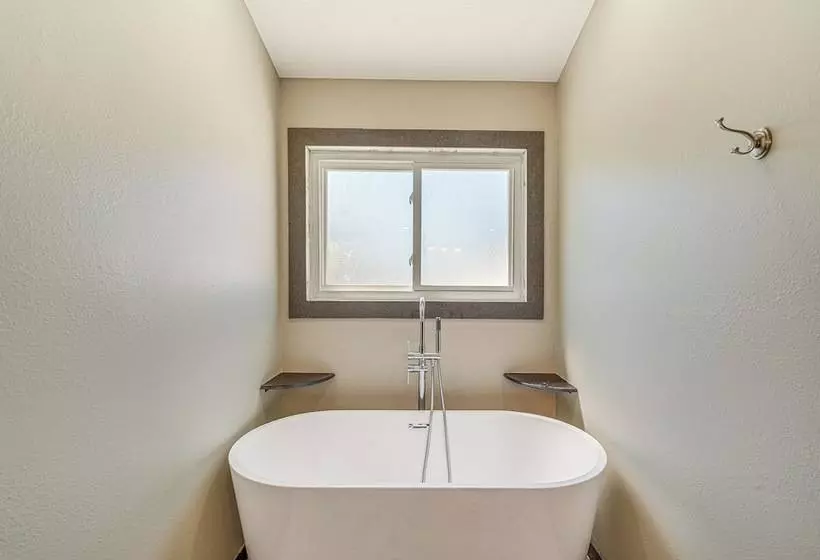 Boat Dock & Pool: Bayfront Crystal River Home