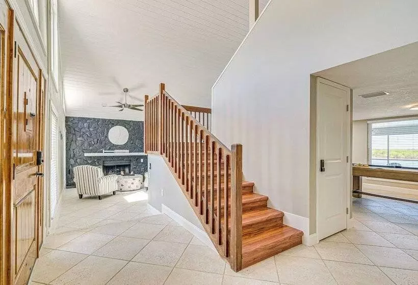 Boat Dock & Pool: Bayfront Crystal River Home