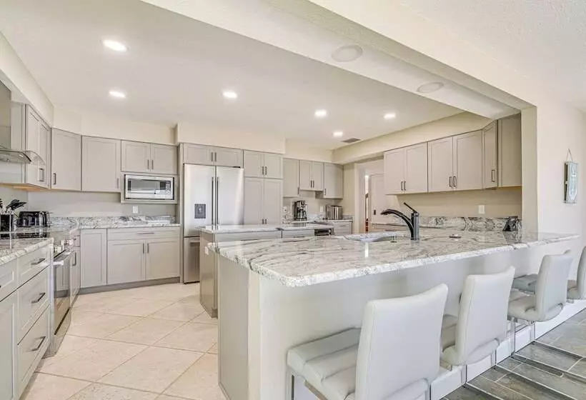 Boat Dock & Pool: Bayfront Crystal River Home