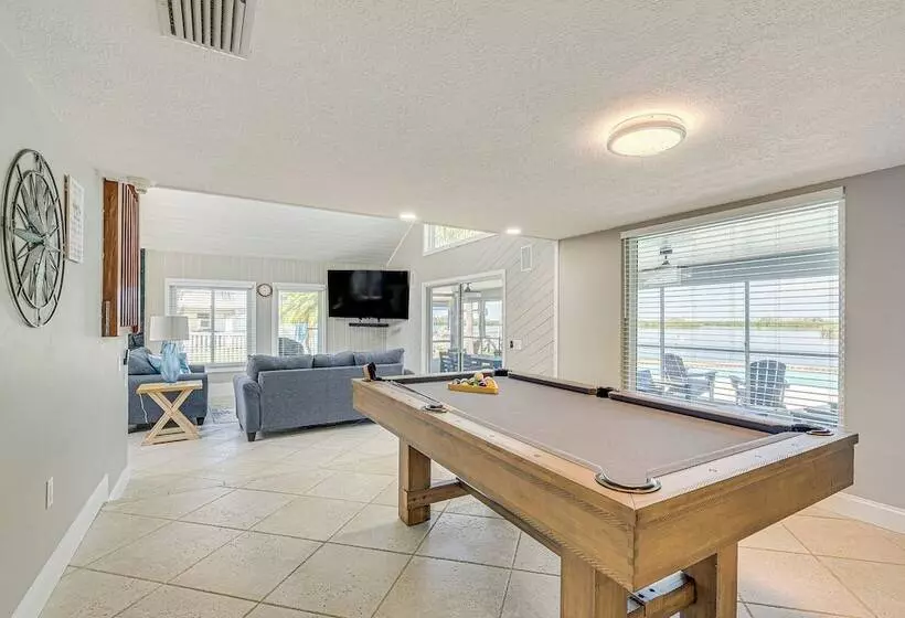Boat Dock & Pool: Bayfront Crystal River Home