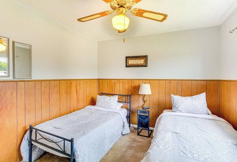 Convenient Family Home < 3 Mi To Fort Sill!