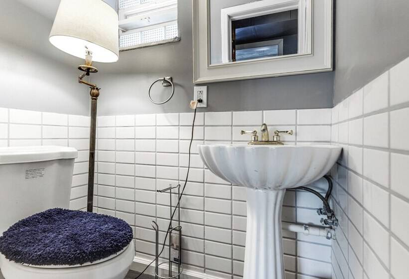 Dayton Home 4 Mi To Downtown, Pets Welcome!