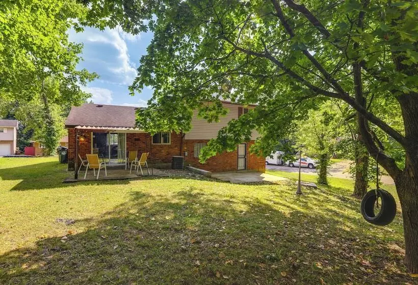 Dayton Home 4 Mi To Downtown, Pets Welcome!