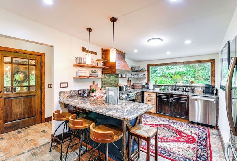 Dreamy Damascus Cabin ~ 1 Mi To Appalachian Trail