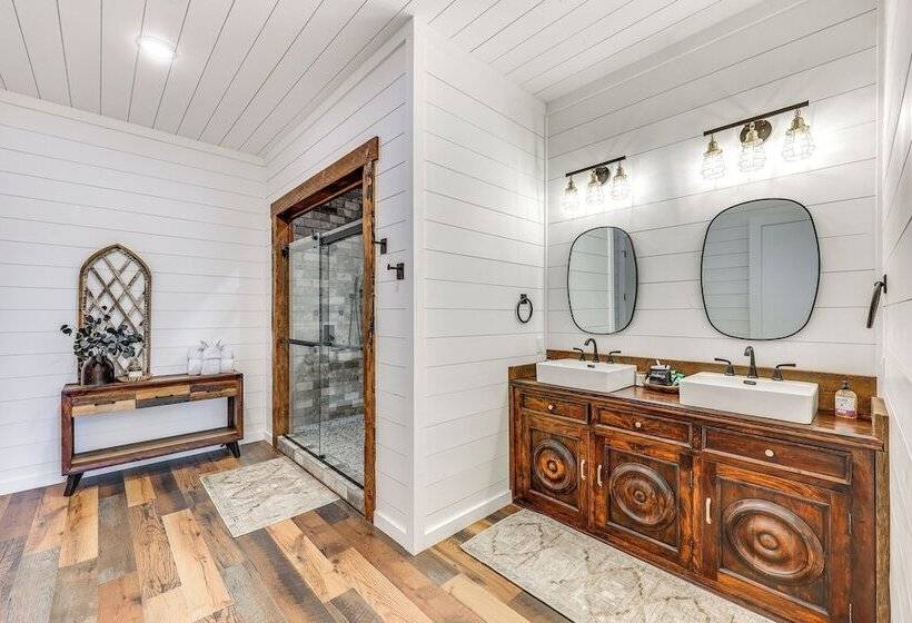 Elegant Broken Bow Gem W/ Private Pool & Game Room