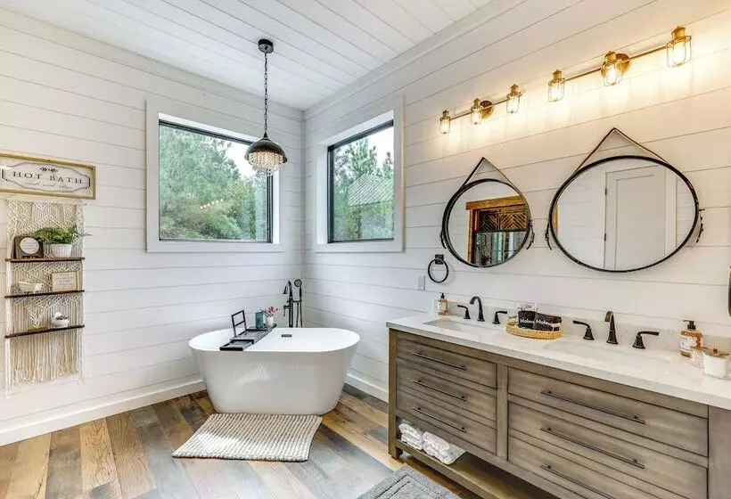 Elegant Broken Bow Gem W/ Private Pool & Game Room