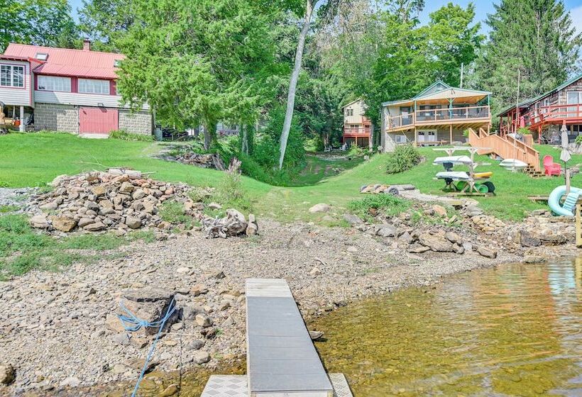 Pet Friendly Home W/ Beach In Northville!