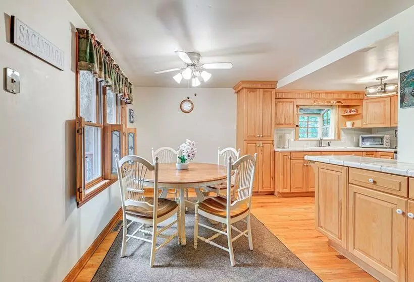 Pet Friendly Home W/ Beach In Northville!