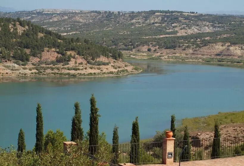 Hotelli Rural La Alcanacia