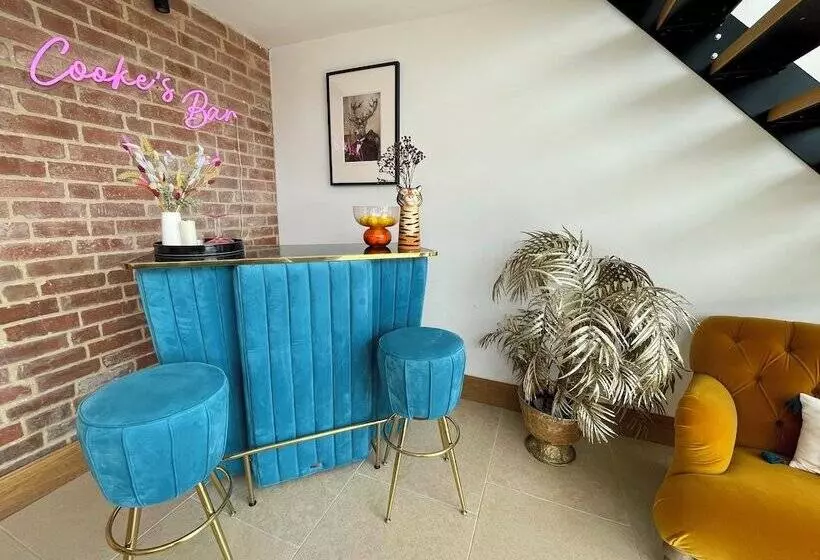 Maaseutuhotelli Open Plan Barn Conversion In Herefordshire