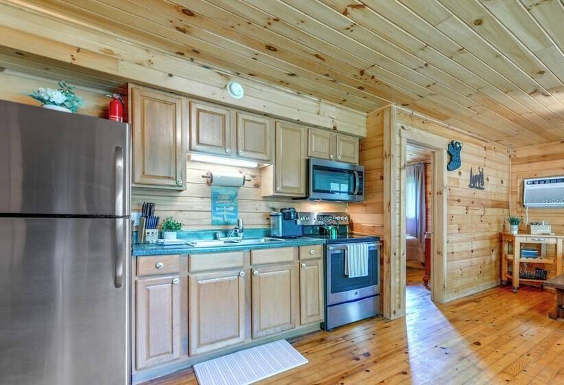 Nantahala Village Cabin W/ Resort Amenities!