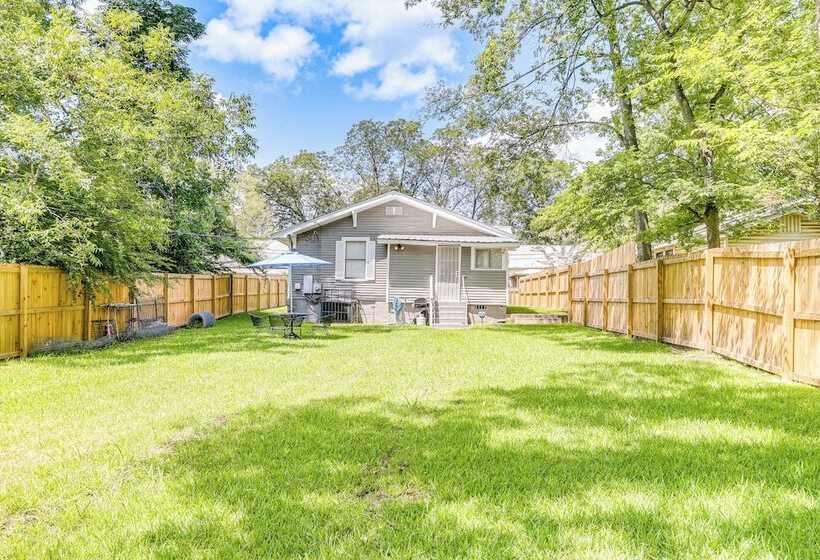 Pet Friendly Birmingham Home: 7 Mi To Downtown!