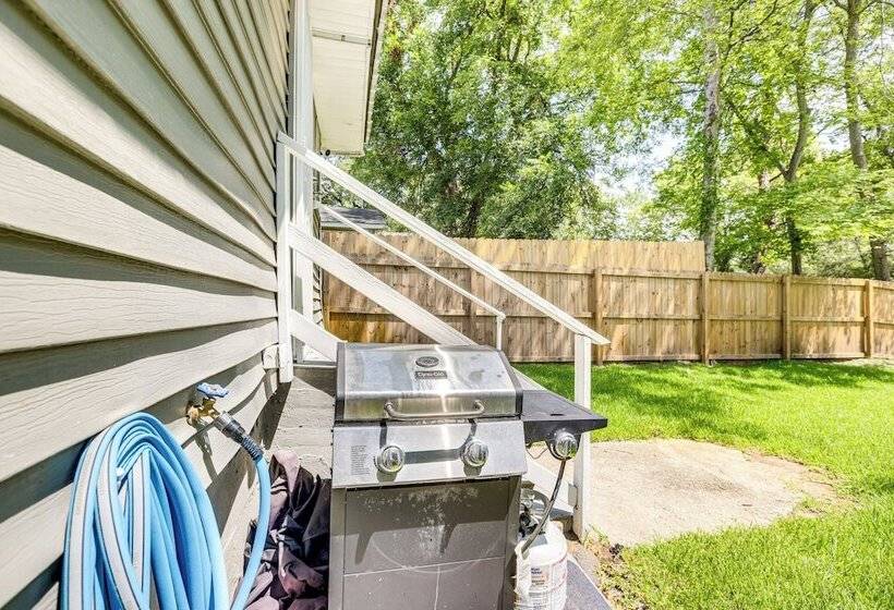 Pet Friendly Birmingham Home: 7 Mi To Downtown!