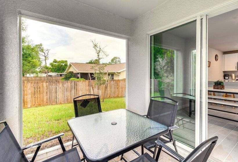 Port Charlotte Retreat Near Beach & Rays Stadium!