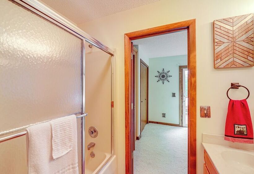 1 Mi To Otter Falls: Mtn View Gem W/ Deck