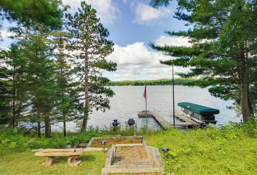 Sprawling Minnesota Home W/ On Site Lake Access