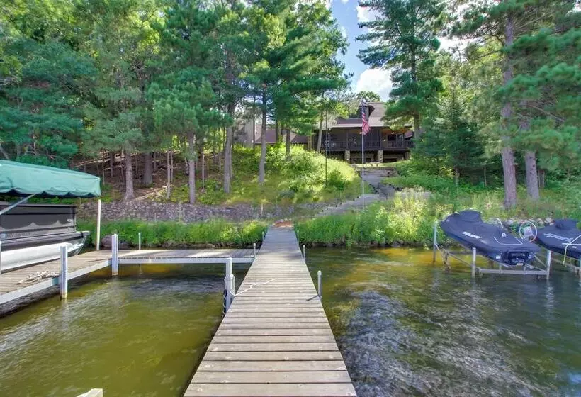 Sprawling Minnesota Home W/ On Site Lake Access