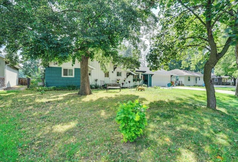 Welcoming Cottage Grove Home W/ Yard