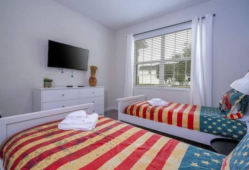 Amazing Home At Storey Lake 2 Minutes To Clubhouse