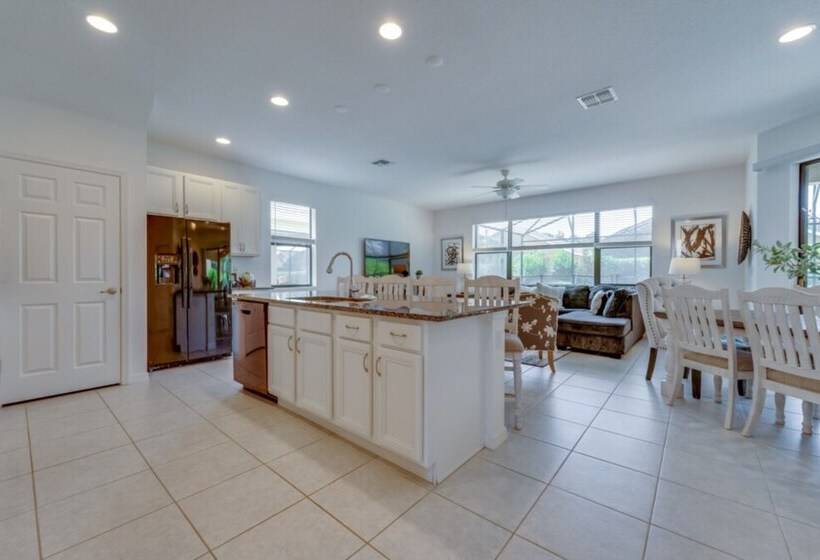 Beautiful Providence Vacation Home