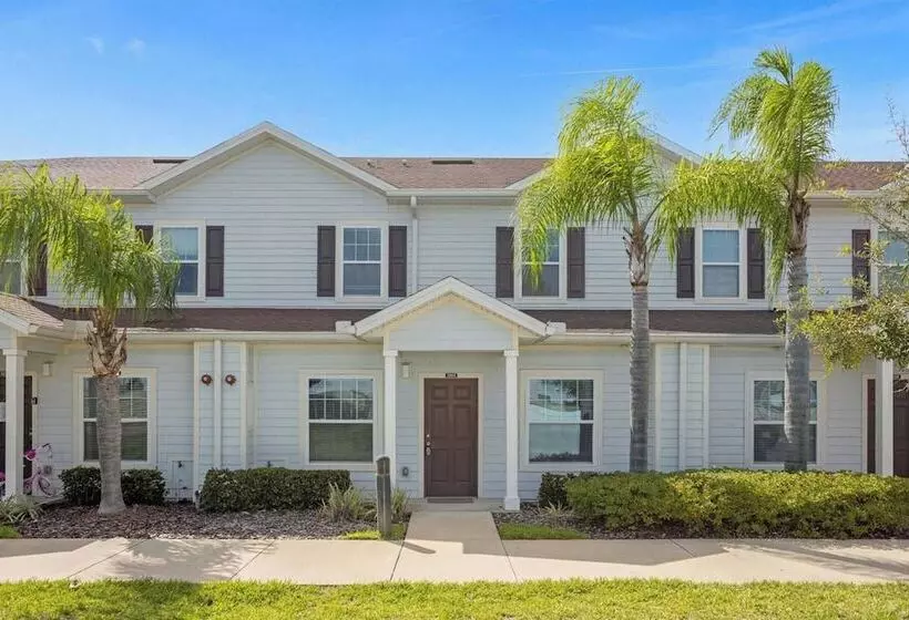 Beautiful Townhouse Next To Disney Parks 04