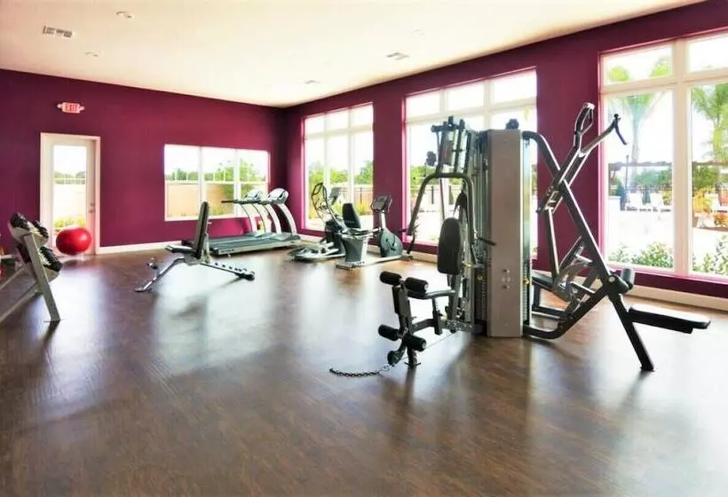 Beautiful Townhouse Next To Disney Parks 04