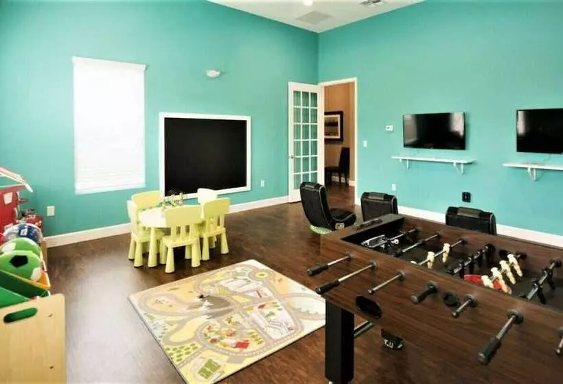 Beautiful Townhouse Next To Disney Parks 04