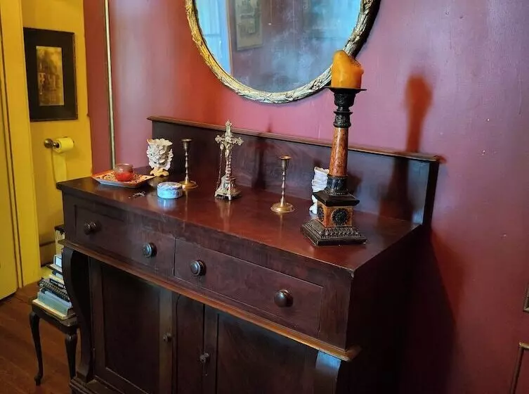 Aamiaismajoitus (B&B) Lafleur Guest House