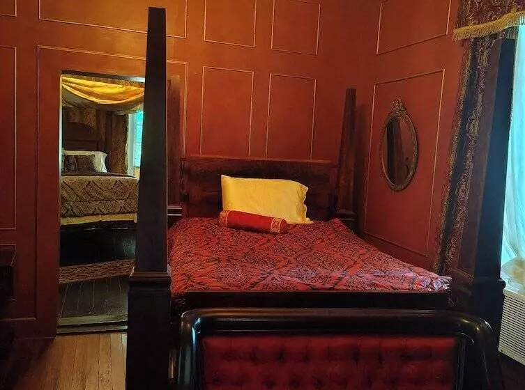 Aamiaismajoitus (B&B) Lafleur Guest House