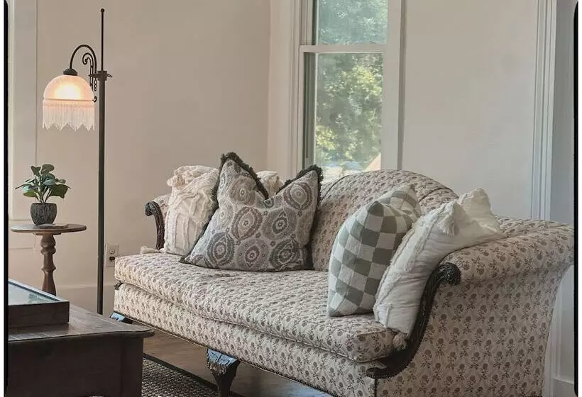 Aamiaismajoitus (B&B) Thames Home