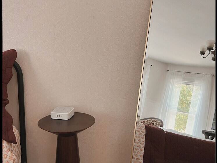 Bed and Breakfast Thames Home